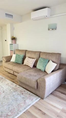 Chalet pareado en calle Maestro Quino, 228