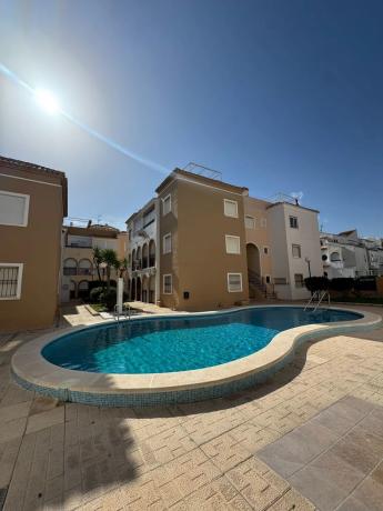 Piso en calle Montesinos, 39