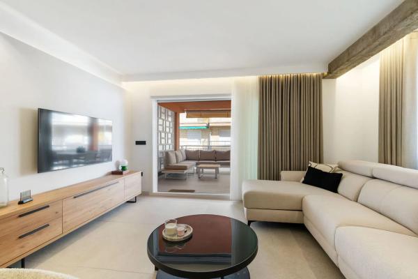 Piso en avenida Desiderio Rodríguez, 25