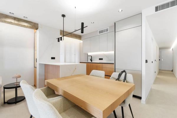 Piso en avenida Desiderio Rodríguez, 25