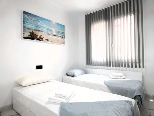 Piso en calle Rafal, 33