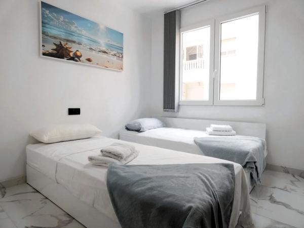 Piso en calle Rafal, 33