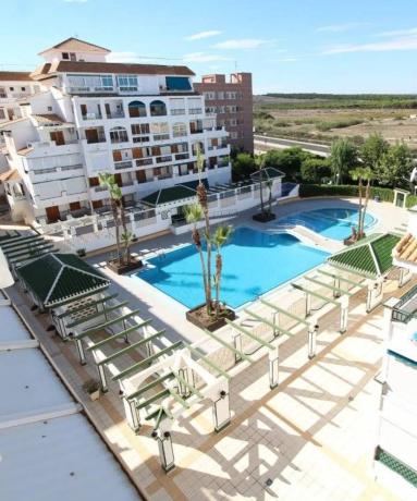 Estudio en avenida de los Europeos