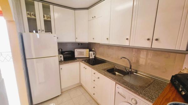 Estudio en avenida de los Europeos