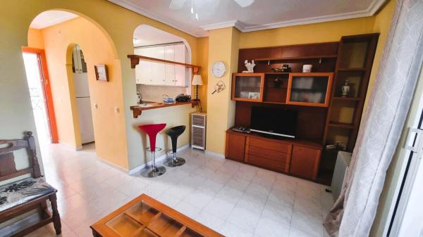 Estudio en avenida de los Europeos