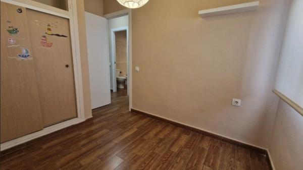 Piso en Barrio Cabo Cervera