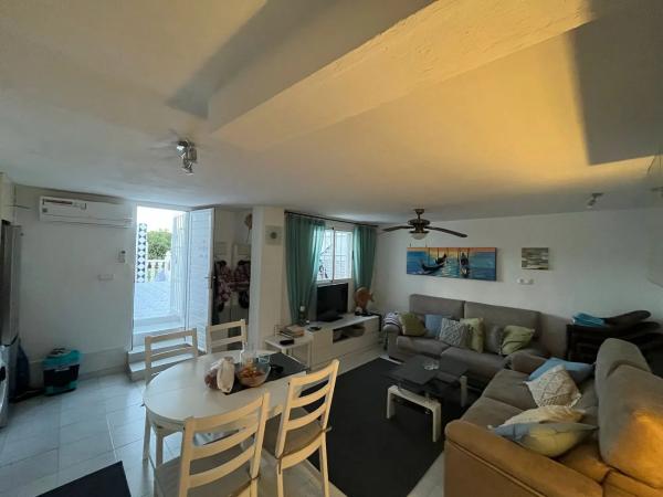 Chalet pareado en urbanizacion cabo cervera, 52