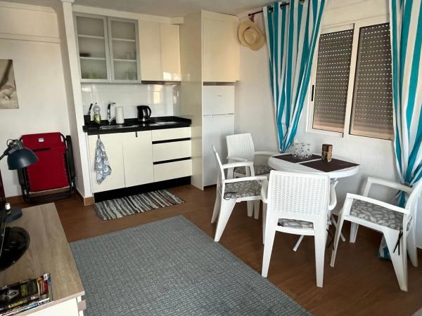 Chalet pareado en urbanizacion cabo cervera, 52