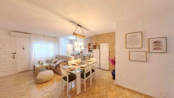 Chalet adosado en avenida de Francia