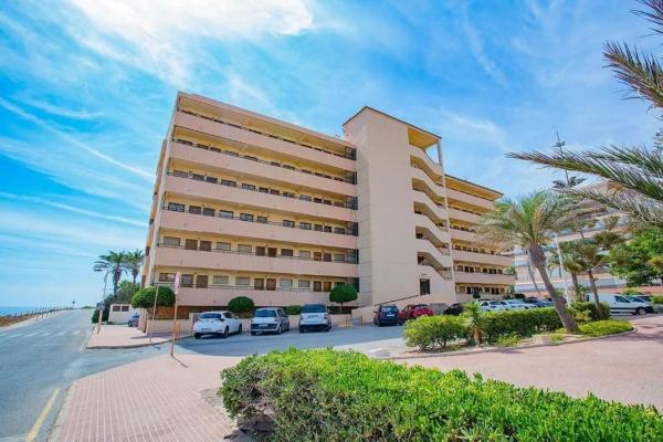 Piso en calle del Cabo, 6