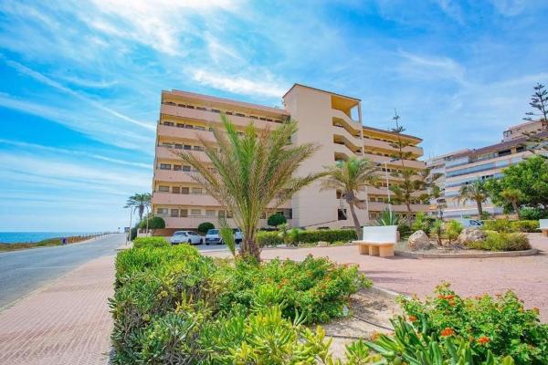 Piso en calle del Cabo, 6