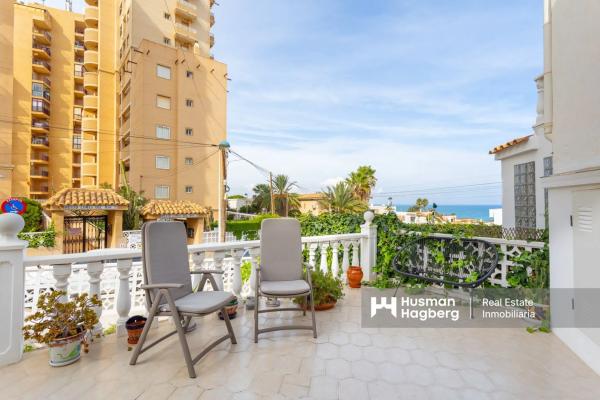 Chalet adosado en calle Cuenca