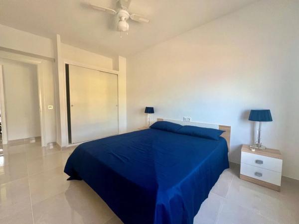 Chalet adosado en avenida de los Europeos