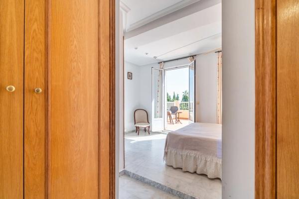 Casa independiente en calle Mimosas