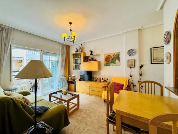 Piso en calle Adriano s/n