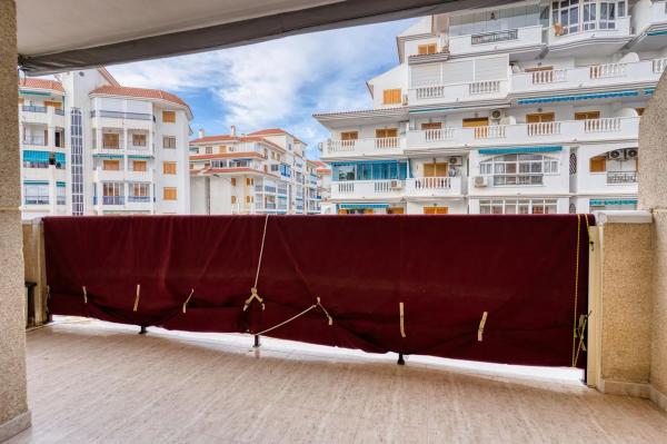 Piso en avenida Bélgica