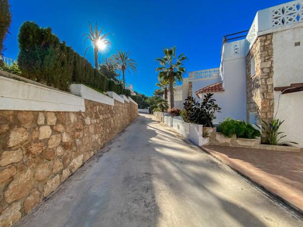 Chalet adosado en calle Oviedo