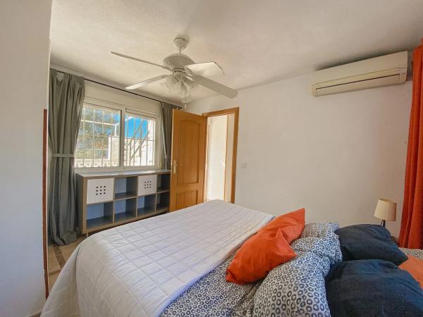 Chalet adosado en calle Oviedo