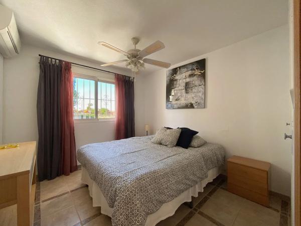 Chalet adosado en calle Oviedo