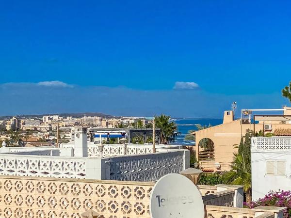 Chalet adosado en calle Oviedo