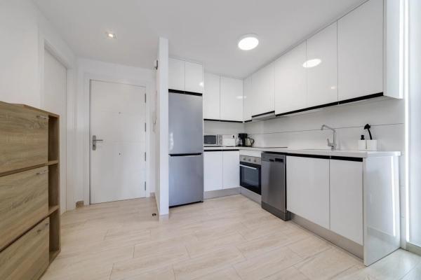 Piso en calle del Puerto Romano, 2