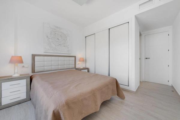 Piso en calle del Puerto Romano, 2