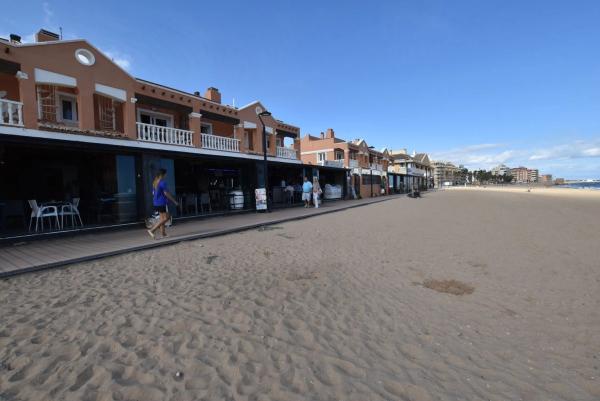 Chalet pareado en avenida de Inglaterra