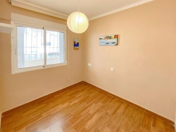 Chalet adosado en calle Segovia