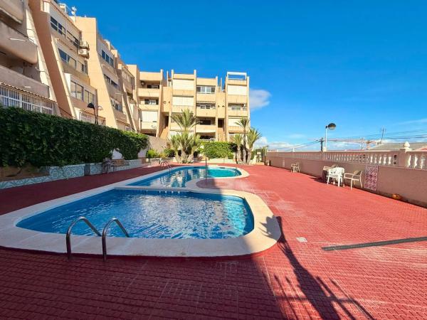 Piso en Barrio Cabo Cervera