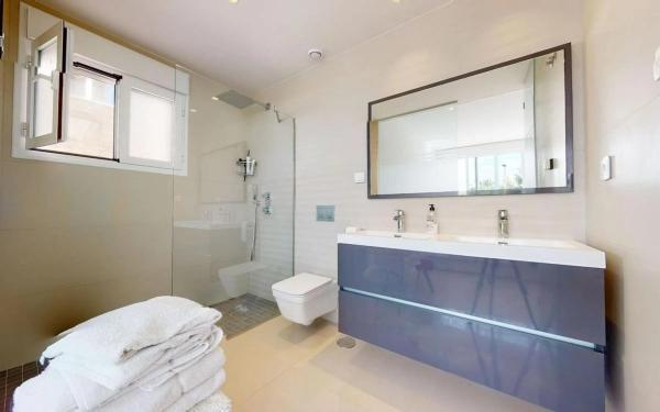 Casa independiente en calle Villa Madrid