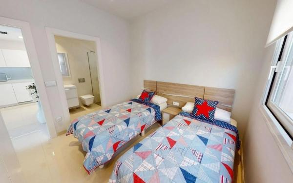 Casa independiente en calle Villa Madrid