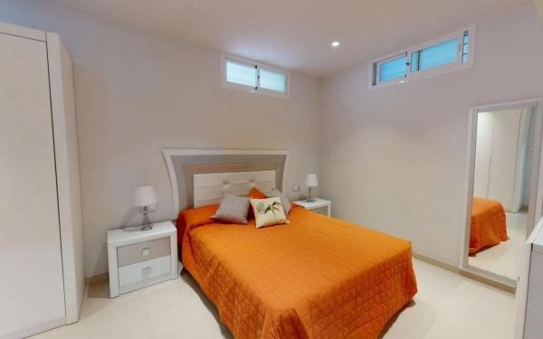 Casa independiente en calle Villa Madrid