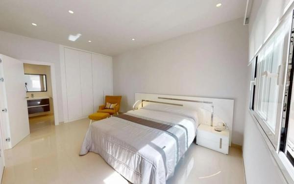 Casa independiente en calle Villa Madrid