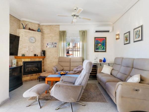 Casa independiente en calle Debussy, 23 -1