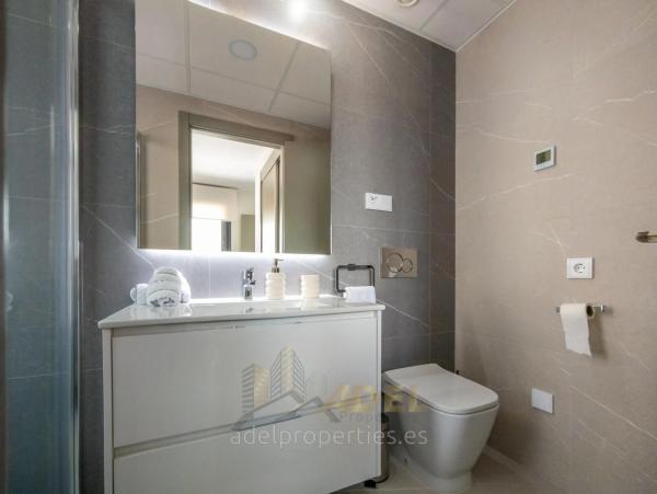 Casa independiente en calle José Carreras