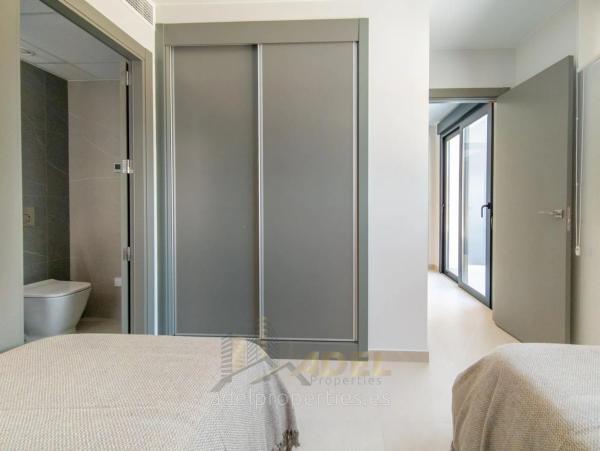 Casa independiente en calle José Carreras