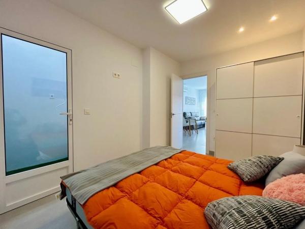 Chalet adosado en avenida Yeste, 10 -a