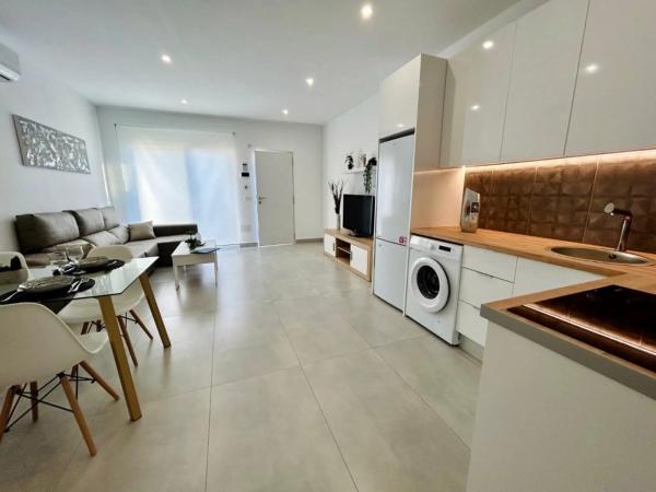 Chalet adosado en avenida Yeste, 10 -a