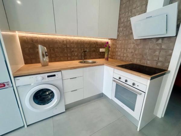 Chalet adosado en avenida Yeste, 10 -a