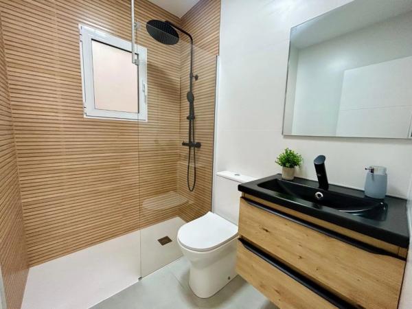 Chalet adosado en avenida Yeste, 10 -a