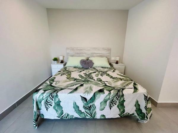 Chalet adosado en avenida Yeste, 10 -a