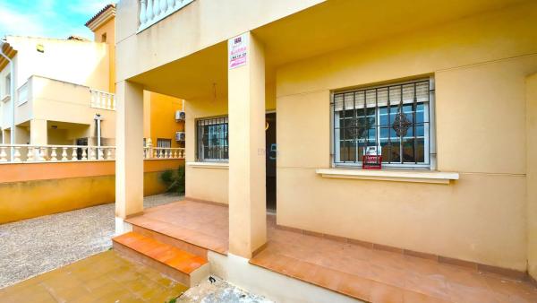 Chalet en Barrio La Siesta - El Salado - Torreta