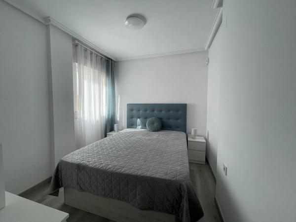 Chalet adosado en Residencial Parque de las Naciones, 10