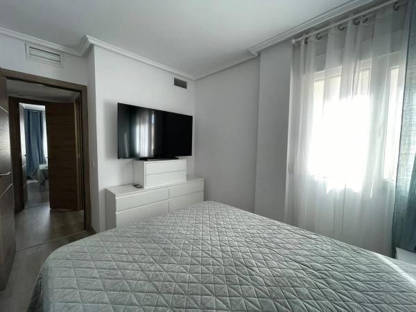 Chalet adosado en Residencial Parque de las Naciones, 10