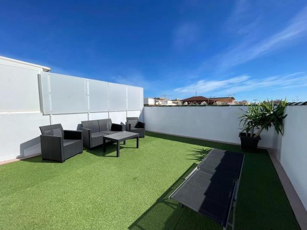 Chalet adosado en Residencial Parque de las Naciones, 10