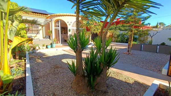 Chalet en Barrio La Siesta - El Salado - Torreta