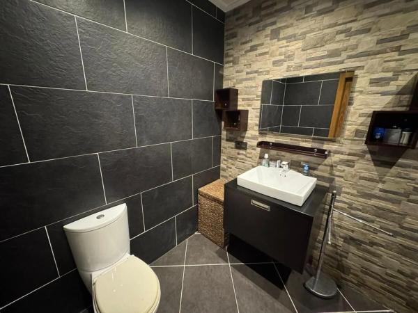 Chalet pareado en avenida Tobarra