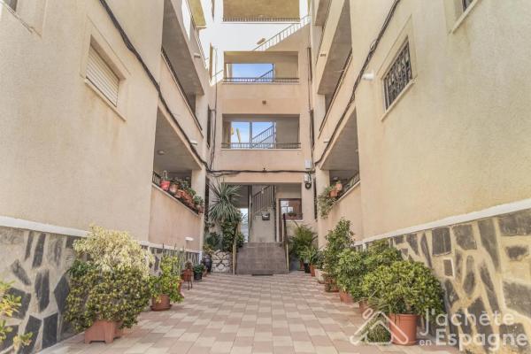 Piso en avenida Robleda