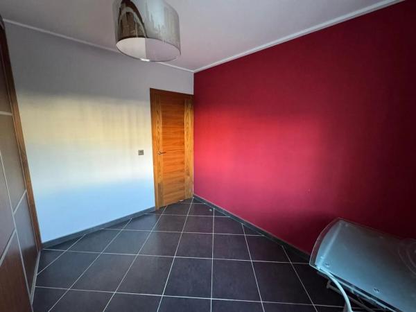 Chalet pareado en avenida Tobarra