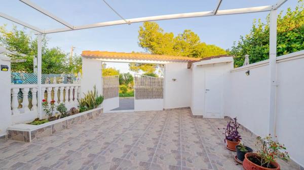 Casa independiente en calle Luna, 322